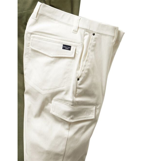 「＜コムルヴァン・オム＞５０代からの［神業］カーゴパンツ（メンズカーゴパンツ）」｜ホワイト