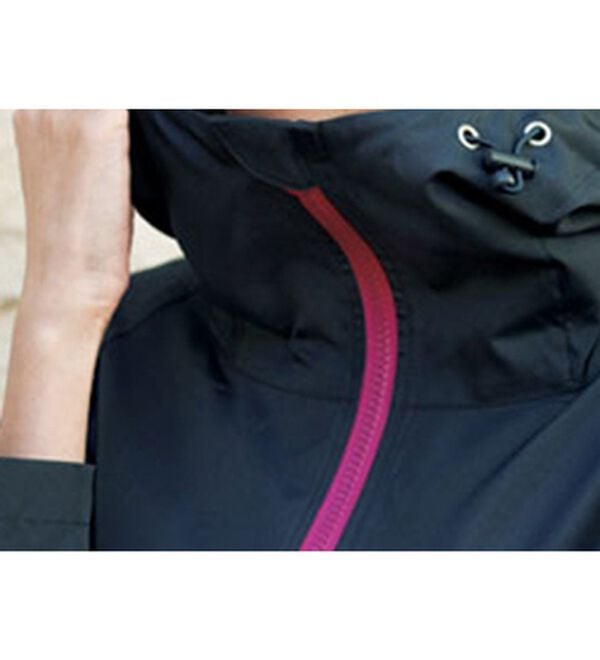 BELLUNA（ベルーナ）の「かばんもすっぽり！はっ水ジャケット（ハーフコート）」｜詳細画像