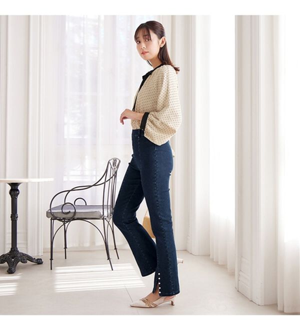 alotta（アロッタ）の「フロントスリットパール調ストレッチパンツ（フルレングスパンツ）」｜詳細画像