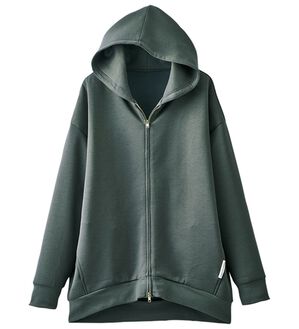 BELLUNA（ベルーナ）の「なめらかタッチ！もっちりんダブルジップパーカー（ジレ）」｜チャコール