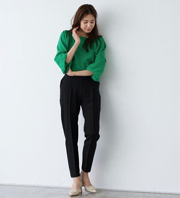 Pierrot（ピエロ）の「スクエアネックボリュームブラウス（ブラウス）」｜詳細画像