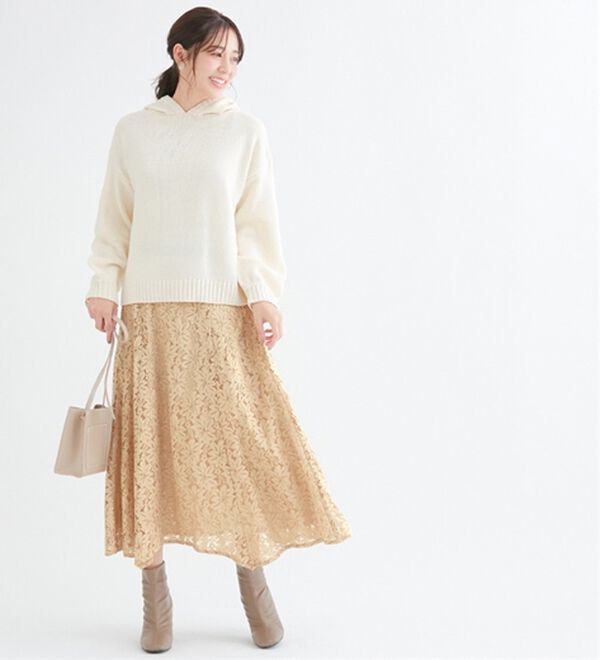 alotta（アロッタ）の「総レースフレアースカート（ロングスカート）」｜ライトベージュ