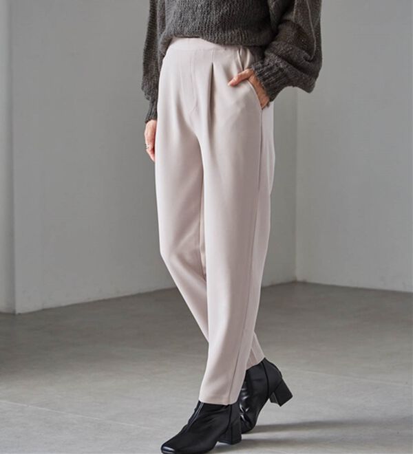 RANAN（ラナン）の「【選べる股下】美脚シルエットタックパンツ（股下６１・６５ｃｍ）（フルレングスパンツ）」｜詳細画像