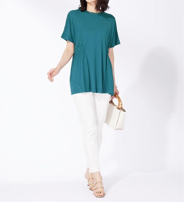 BELLUNA（ベルーナ）の「サイドギャザー使い細見えチュニック（チュニック）」｜詳細画像