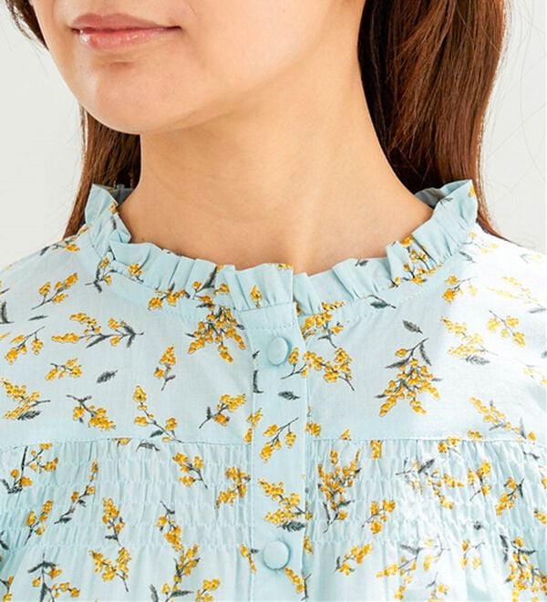 BELLUNA（ベルーナ）の「＜ＩＮＤＩＡ＞胸元シャーリングブラウス（ブラウス）」｜詳細画像