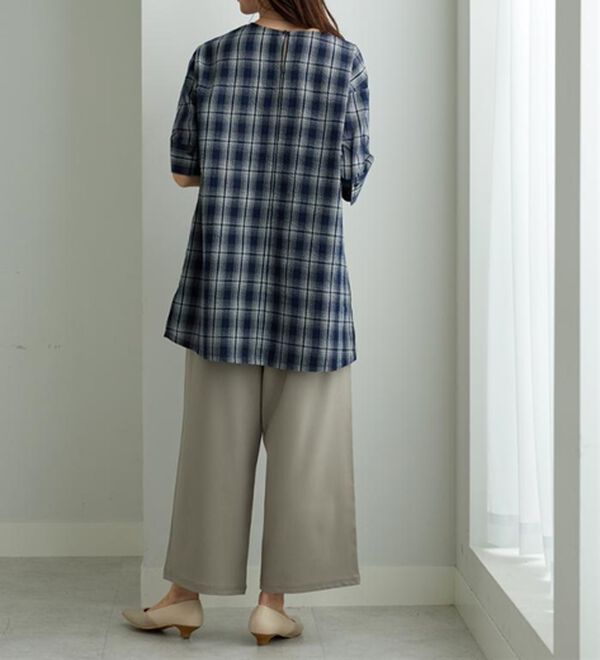 BELLUNA（ベルーナ）の「サッカー素材チェック柄チュニック（チュニック）」｜詳細画像