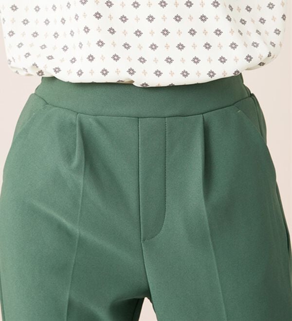 BELLUNA（ベルーナ）の「裏起毛ジョーゼット素材テーパードパンツ（テーパードパンツ）」｜詳細画像