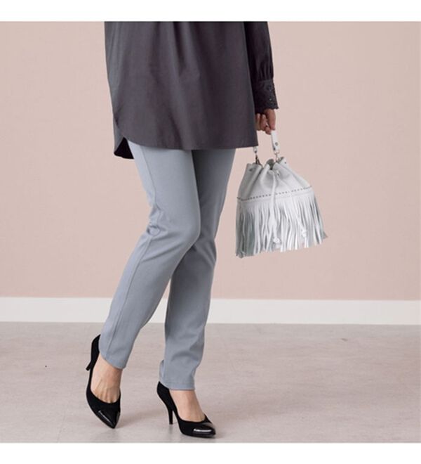 BELLUNA（ベルーナ）の「美ストレッチ素材レギンスパンツ（フルレングスパンツ）」｜詳細画像