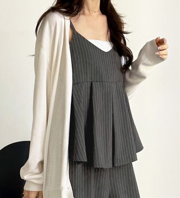 GeeRA（ジーラ）の「セットアップ風プリーツビスチェキャミサロペ（オールインワン）」｜詳細画像