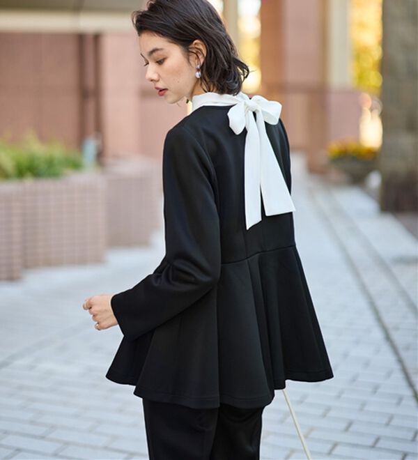 GeeRA（ジーラ）の「【２点セット】ペプラムジャケットテーパードパンツセットアップスーツ（パンツスーツ）」｜詳細画像