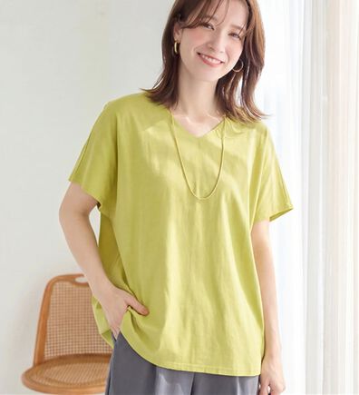 Viola e Viola（ヴィオラ エ ヴィオラ）の「ひんやり！美人シルエット叶えるドルマントップス（カットソー）」