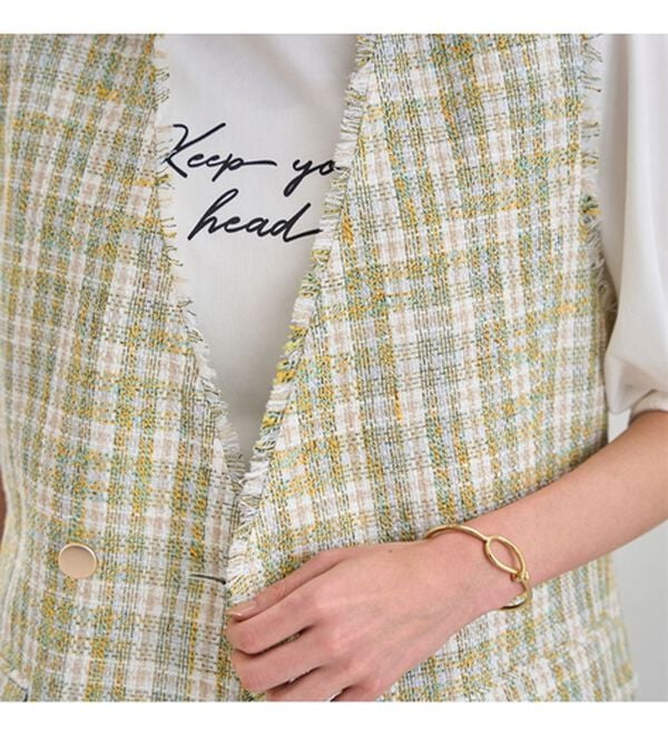 BELLUNA（ベルーナ）の「ファンシーツイード素材金ボタン使いジレ（ジレ）」｜詳細画像