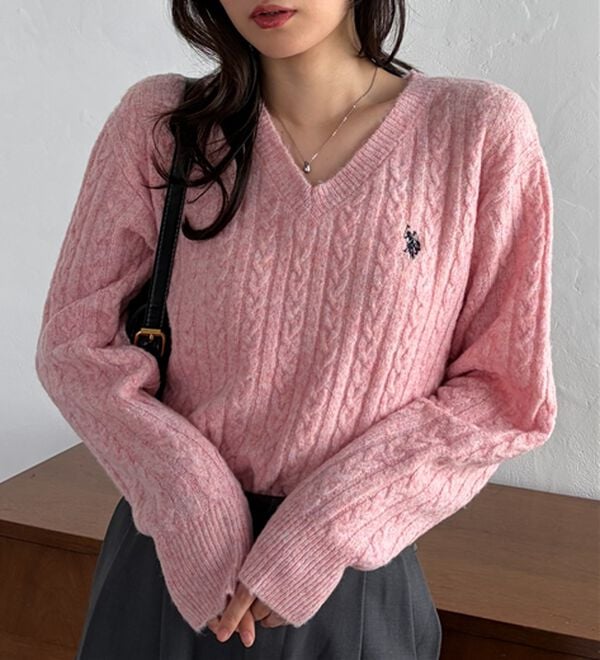 RANAN（ラナン）の「＜U.S.POLO ASSN.＞ワンポイントケーブルVネックニット（ニット・セーター）」｜詳細画像