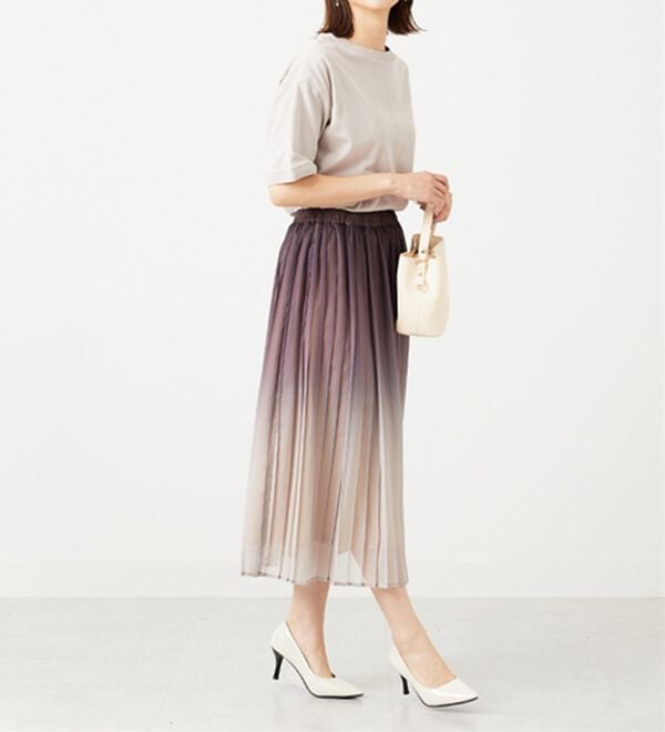 BELLUNA（ベルーナ）の「プリーツデザイングラデーションスカート（ロングスカート）」｜詳細画像