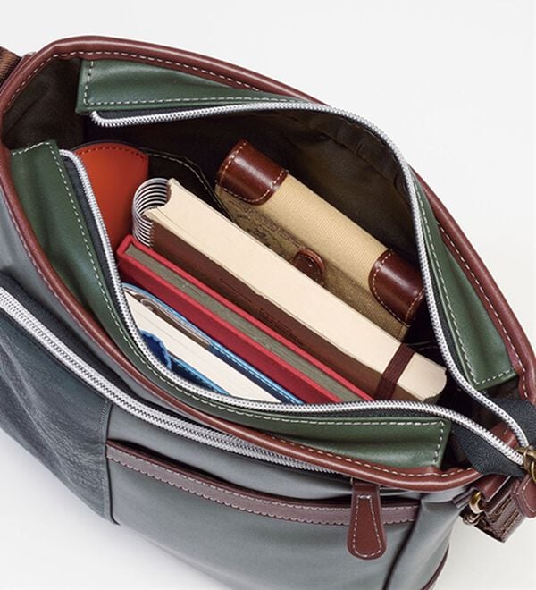 「＜ゴールデンベア＞７得ショルダーバッグ（メンズショルダーバッグ）」｜詳細画像