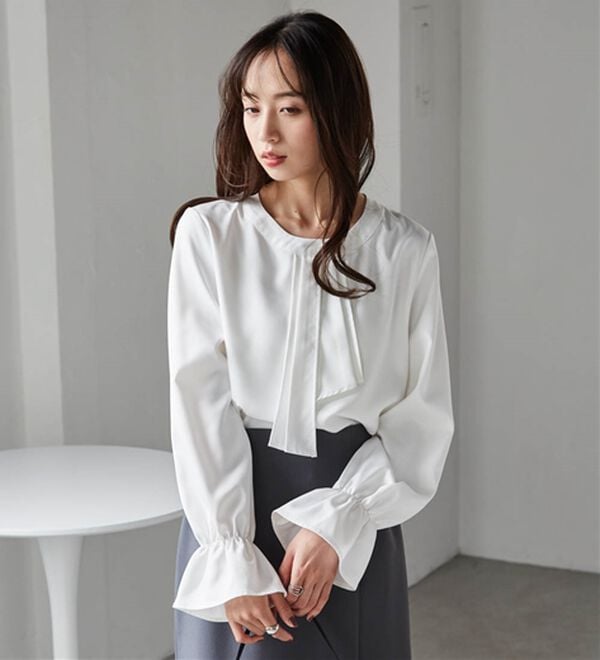 RANAN（ラナン）の「パール付きボウタイブラウス（ブラウス）」｜詳細画像