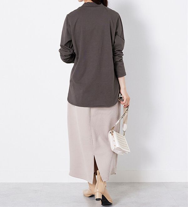 BELLUNA（ベルーナ）の「綿１００％ロゴデザインプルオーバー（カットソー）」｜詳細画像