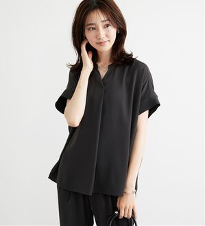 BELLUNA（ベルーナ）の「〈オフィス対応〉スキッパーブラウス（ブラウス）」｜チャコール