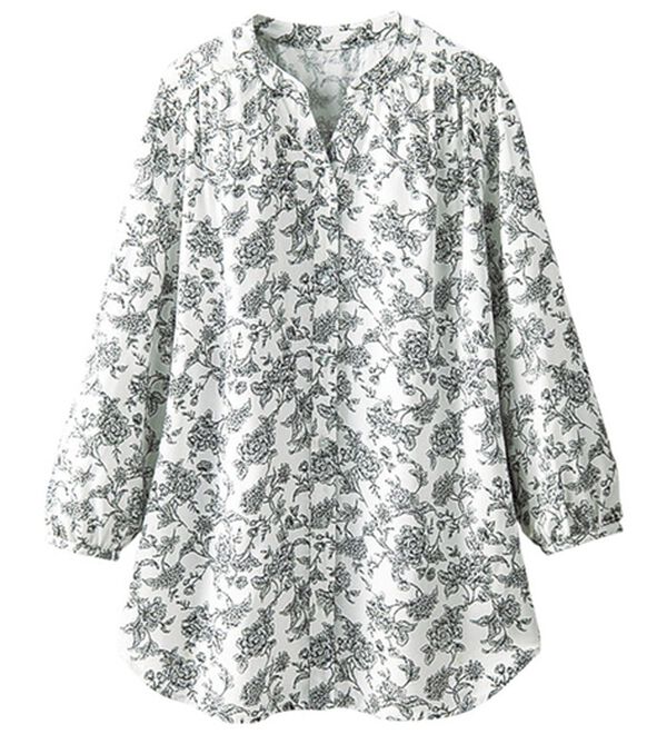 BELLUNA（ベルーナ）の「レーヨン素材ギャザーデザインブラウス（ブラウス）」｜モノトーン系花柄