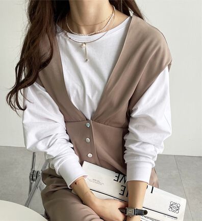 GeeRA（ジーラ）の「深Ｖネックフレンチスリーブサロペット（その他ワンピース）」