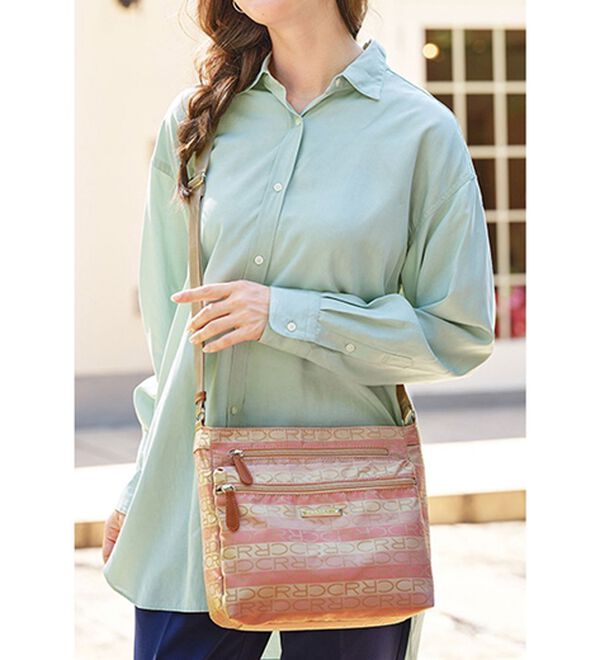 BELLUNA（ベルーナ）の「＜クロコダイル＞ジャカード織ショルダー（ハンドバッグ）」｜詳細画像