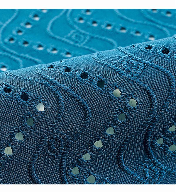 BELLUNA（ベルーナ）の「ストレッチレース切替デザインプルオーバー（カットソー）」｜詳細画像