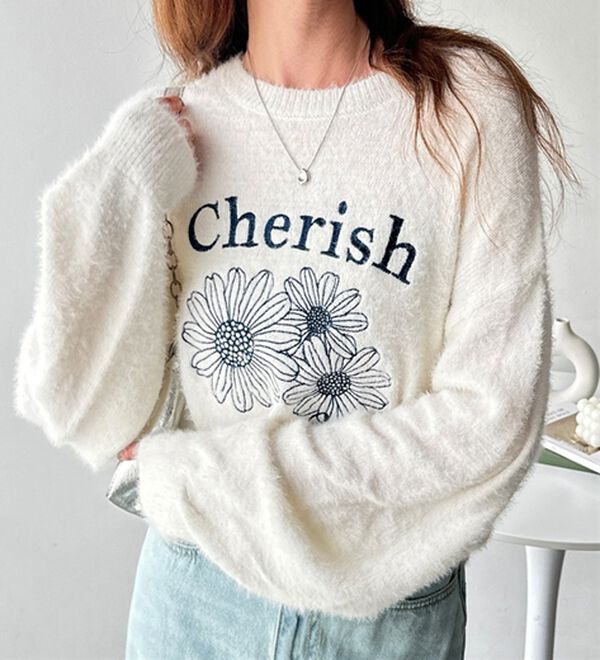 GeeRA（ジーラ）の「フラワー刺繍シャギーニット（ニット・セーター）」｜詳細画像
