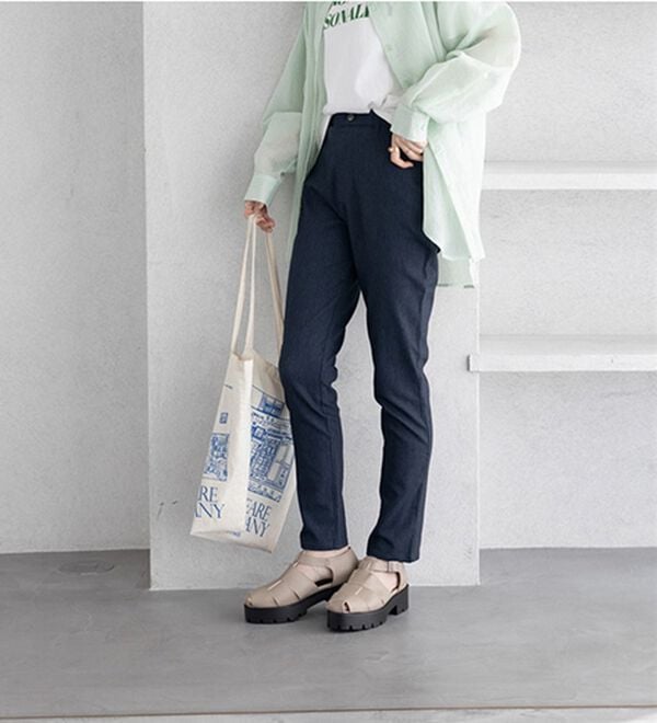 GeeRA（ジーラ）の「嬉しい機能付！股上深めのゆるフィットレギンスパンツ（フルレングスパンツ）」｜詳細画像