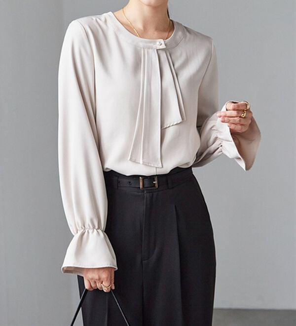 RANAN（ラナン）の「パール付きボウタイブラウス（ブラウス）」｜詳細画像