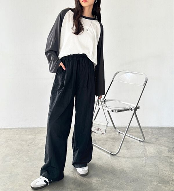 GeeRA（ジーラ）の「さらとろ素材が嬉しい！ダブルタックワイドパンツ（フルレングスパンツ）」｜詳細画像