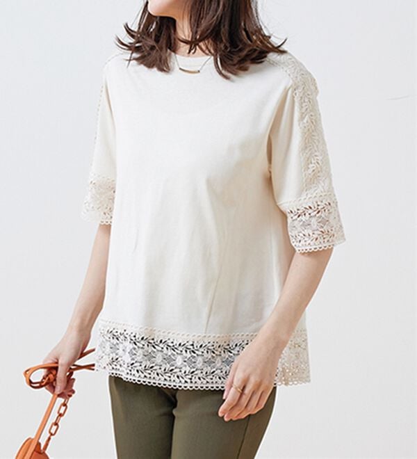 BELLUNA（ベルーナ）の「リーフ柄レース使いプルオーバー（カットソー）」｜詳細画像