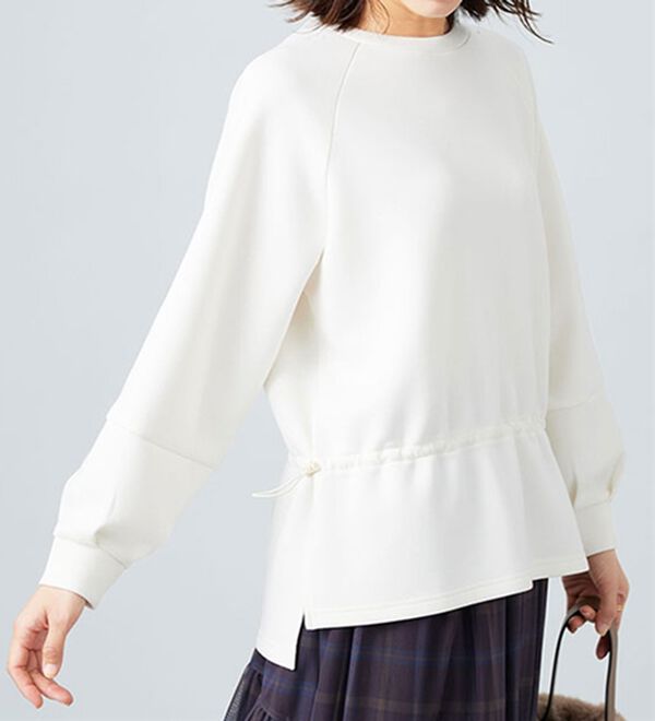 BELLUNA（ベルーナ）の「とろみ素材ドロスト使いプルオーバー（カットソー）」｜詳細画像