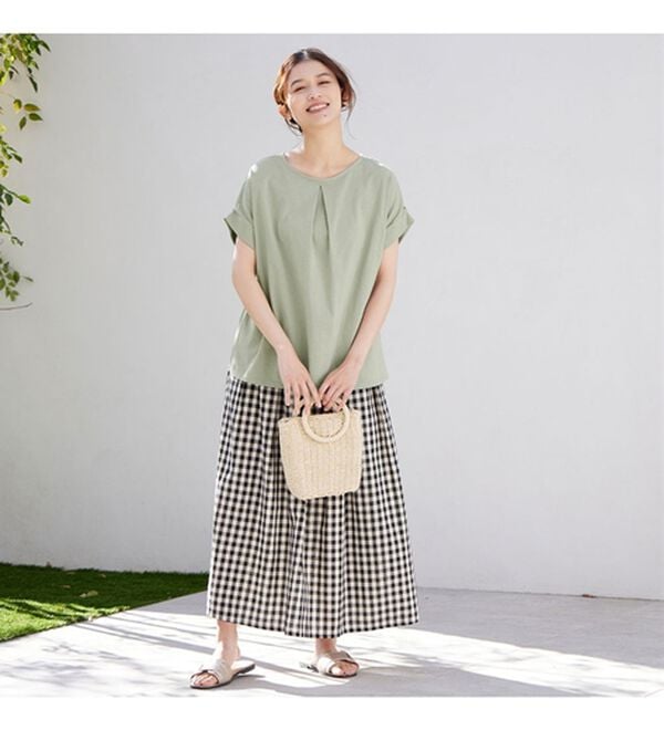 Viola e Viola（ヴィオラ エ ヴィオラ）の「【接触冷感】綿１００％前後２ＷＡＹタックトップス　さらひやりコットン（カットソー）」｜詳細画像