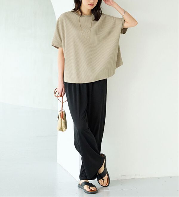 BELLUNA（ベルーナ）の「【快適Ｌａｂ．】ドライワッフル素材ドルマンプルオーバー（カットソー）」｜詳細画像