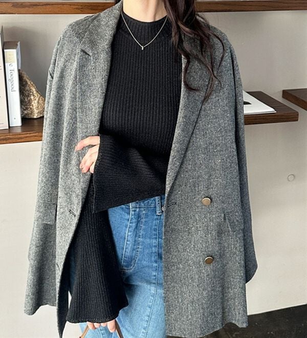 GeeRA（ジーラ）の「フレア袖ラメリブショートニットトップス（ニット・セーター）」｜詳細画像