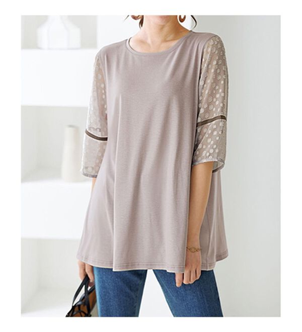 BELLUNA（ベルーナ）の「ドット柄ジャカード使いカットソーチュニック（チュニック）」｜詳細画像