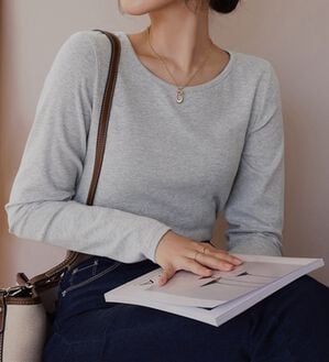 CHAN ME（チャンミ）の「ラウンドネックＴシャツ（Tシャツ）」｜グレー