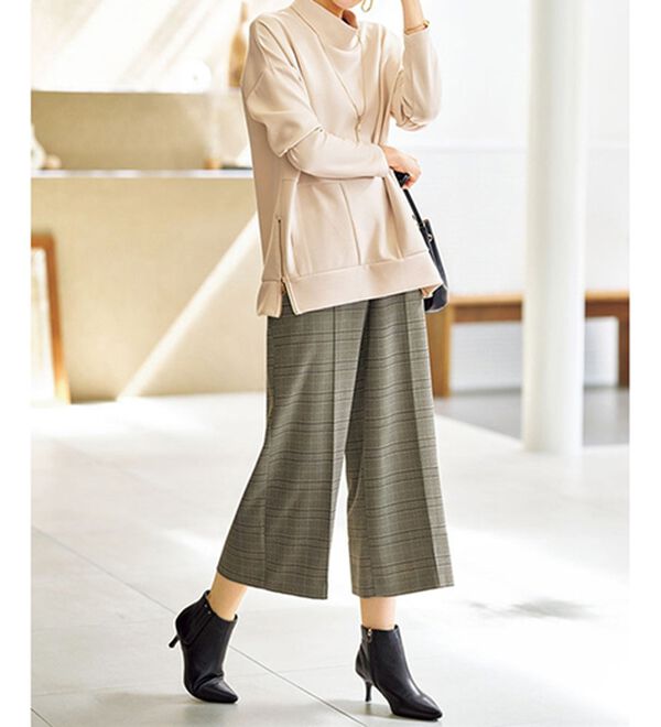 BELLUNA（ベルーナ）の「柔らかとろみ素材裾ジップデザインプルオーバー（カットソー）」｜詳細画像