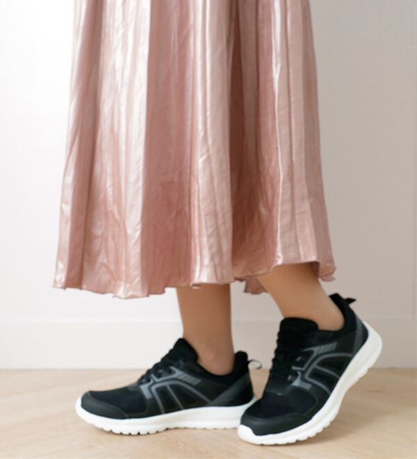 BELLUNA（ベルーナ）の「サッと履ける！防水軽量シューズ（スニーカー）」｜詳細画像