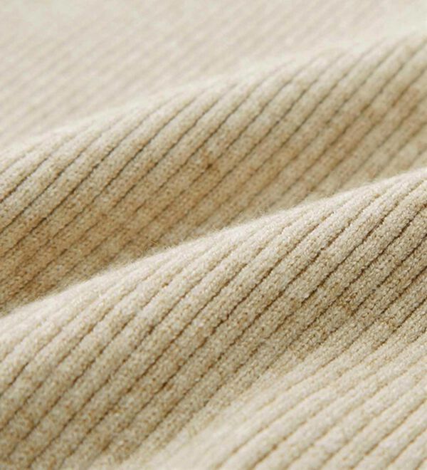 GeeRA（ジーラ）の「ゴールドボタンポロ衿リブニットトップス（ニットカーディガン）」｜詳細画像