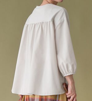 Viola e Viola（ヴィオラ エ ヴィオラ）の「綿混ミニ裏毛異素材切替フレアートップス（カットソー）」｜詳細画像