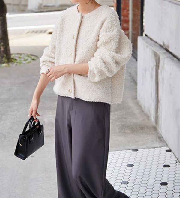 RANAN（ラナン）の「ゴールド調ボタンループ編みニットジャケット（ニットカーディガン）」｜詳細画像