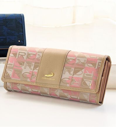 BELLUNA（ベルーナ）の「＜クロコダイル＞ジャカード織被せ長財布（財布・パスケース）」