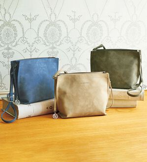 BELLUNA（ベルーナ）の「＜エル　プラネット＞軽量仕分けがしやすいショルダー（ショルダーバッグ）」｜詳細画像