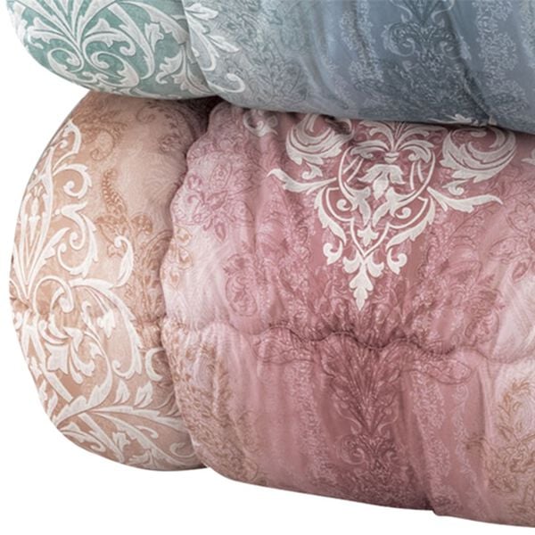 「丸洗いできる清潔ふっくらボリューム掛布団（掛布団）」｜ピンク