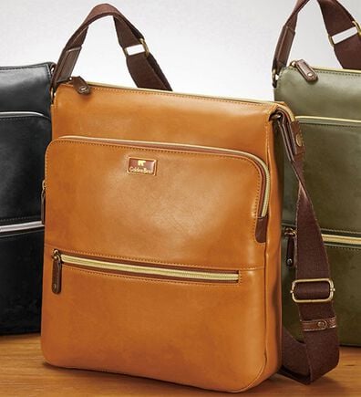 「＜ゴールデンベア＞卓越した手ざわり人工皮革のショルダー（メンズショルダーバッグ）」