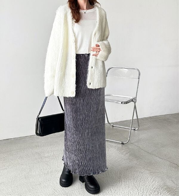 GeeRA（ジーラ）の「すっきり見え！ベロアプリーツロングスカート（ロングスカート）」｜詳細画像