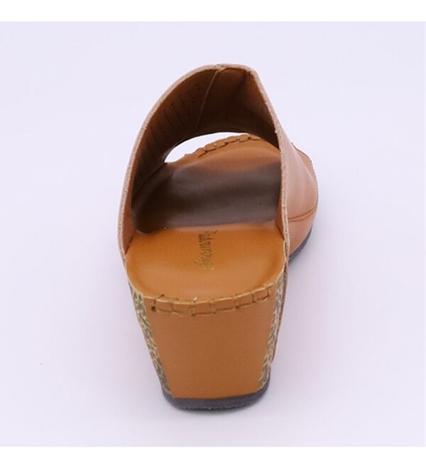 BELLUNA（ベルーナ）の「牛革柔らかフットベットウェッジサンダル（サンダル・ミュール）」｜詳細画像