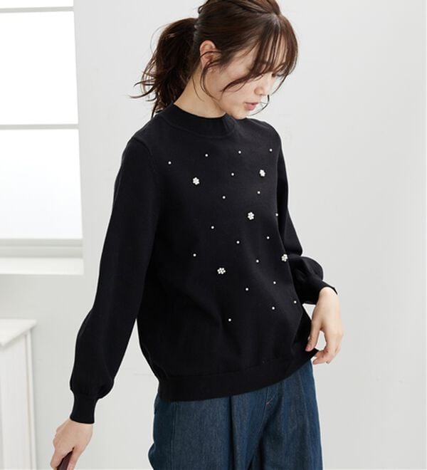 BELLUNA（ベルーナ）の「パール付ニットプルオーバー（ニット・セーター）」｜詳細画像
