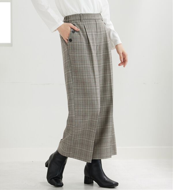 BELLUNA（ベルーナ）の「サマ見え（W）ボタン使いワイドパンツ（ワイドパンツ・ガウチョ）」｜詳細画像